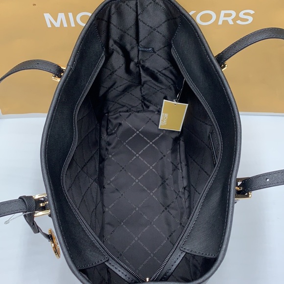 MICHAEL KORS BLACK COLOR JET SET TRAVEL LARGE SAFFIANO LEATHER TOTE BAG - Picture 11 of 13